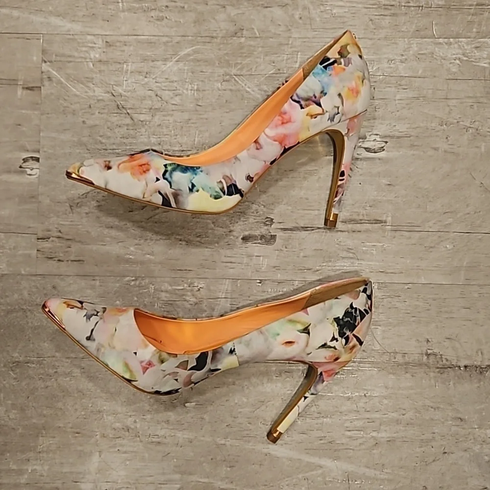 💕TED BAKER💕 Luceey Satin Pumps ~ Watercolor Abstract Floral Print 41